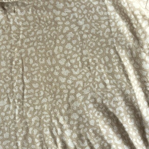 Colsie Fleece Crop Sweatshirt! - Picture 4 of 13